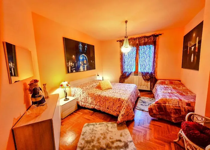 Margot Oda ve Kahvaltı 3*